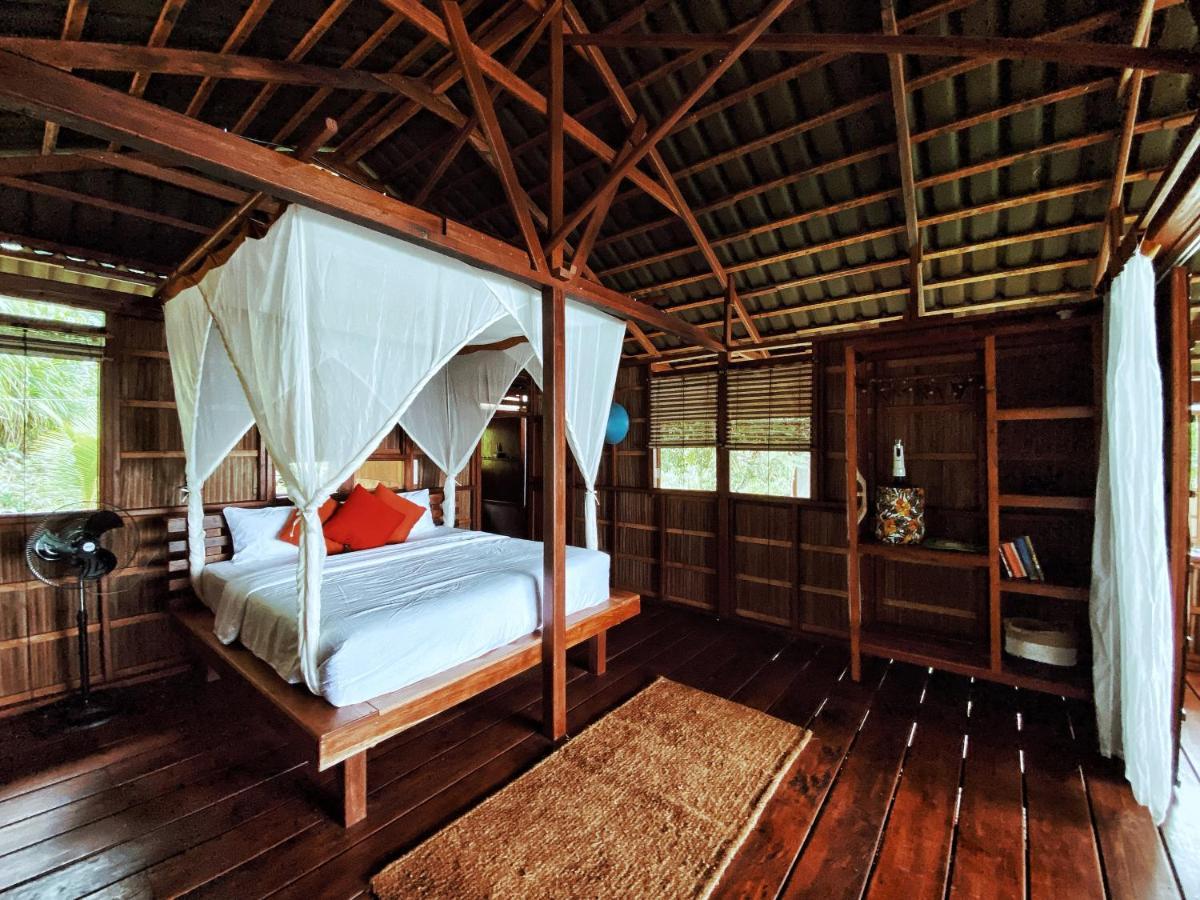 Raja Ampat Eco Lodge Tapokreng Exterior foto